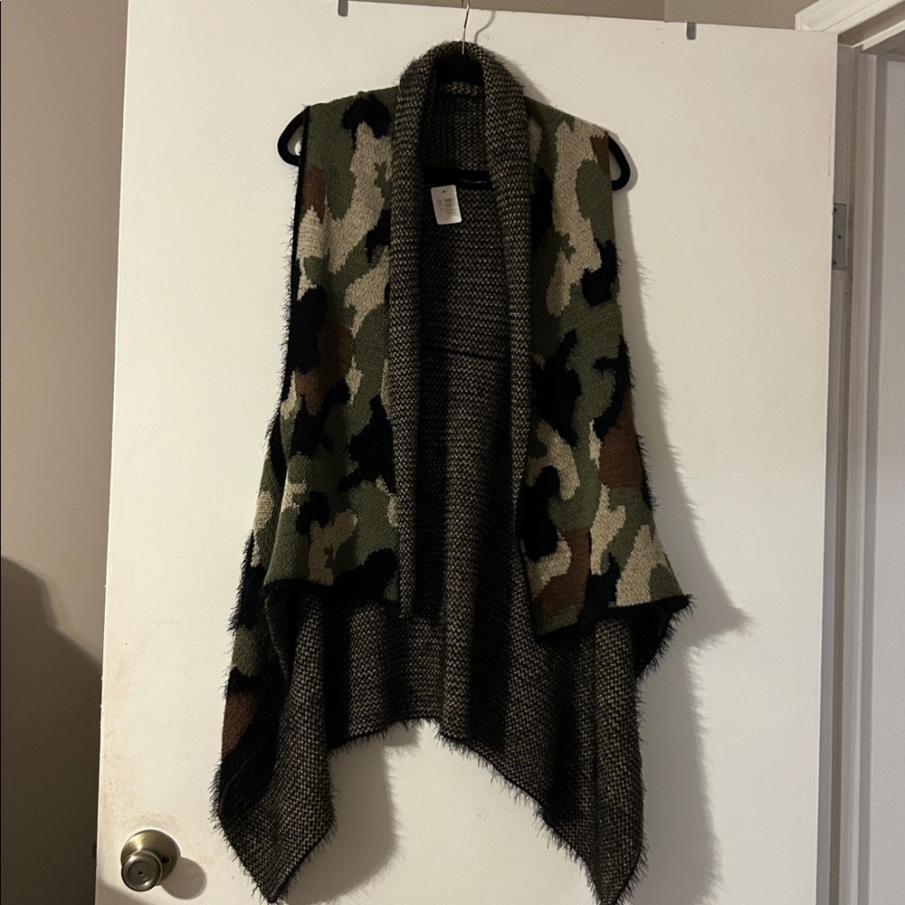 Camouflage Open Front Vest
